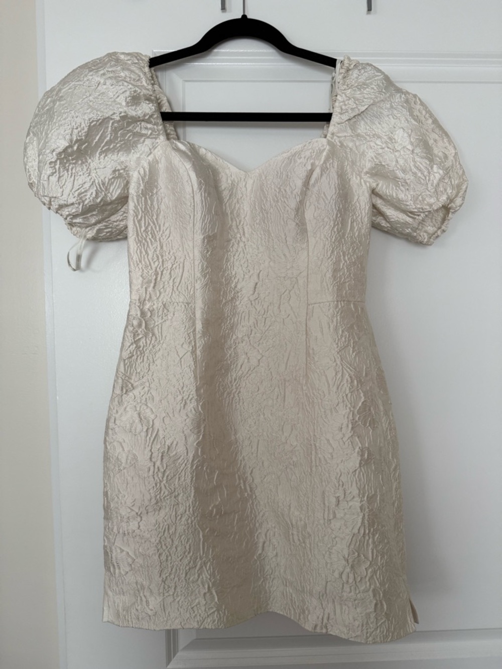 Lilly Pulitzer Cream Textured Puff-Sleeve Mini Dress/Romper